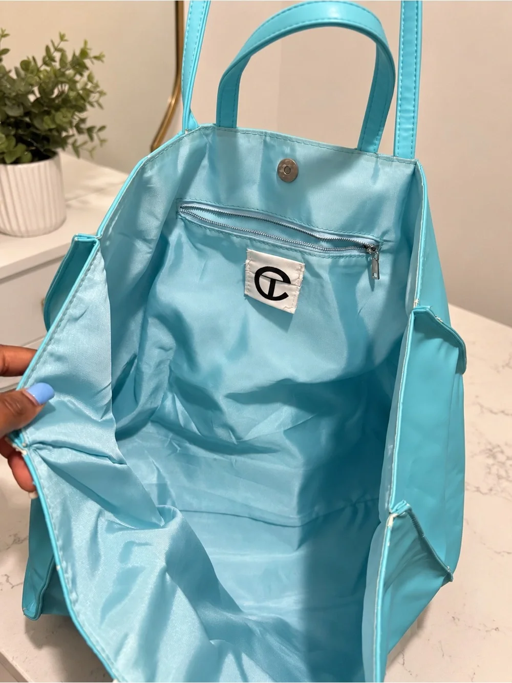Telfar shopping bag